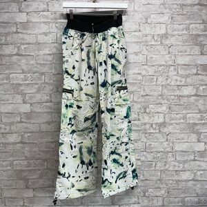 ZUMBA Pants Women’s Sz‎ L Blue Marble Fitness Cargo Jogger Convertible Leg NWT